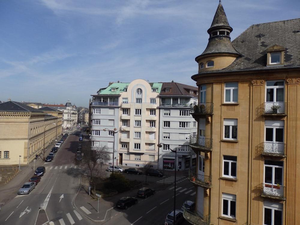 Hotel Escurial - Centre Gare Metz Eksteriør bilde